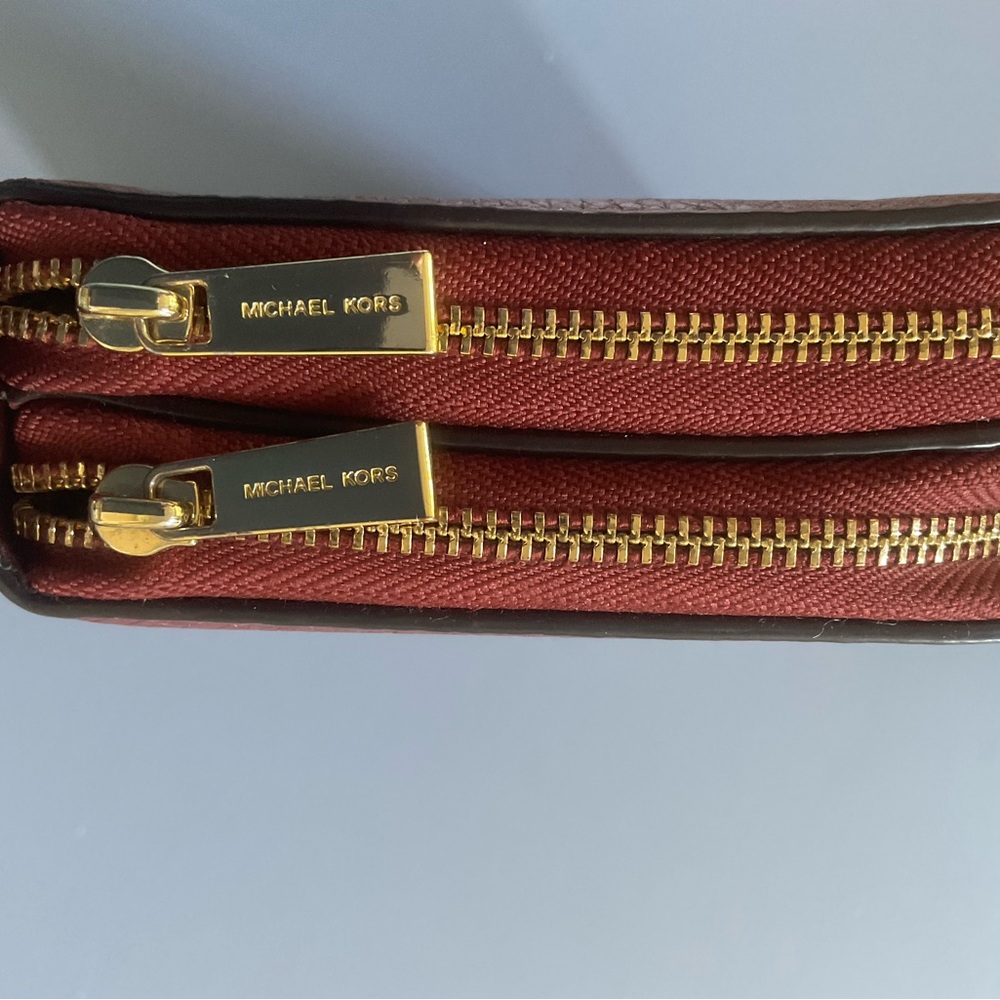Michael Kors Wristlet Brown - Double-Zip Wallet Pebbled leather - Picture 5 of 8